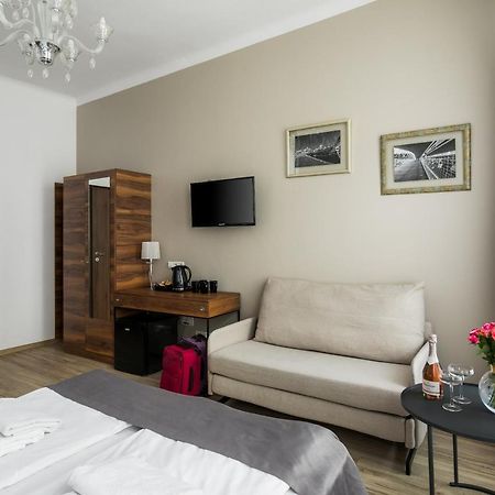 G12 Aparthotel Krakau Buitenkant foto