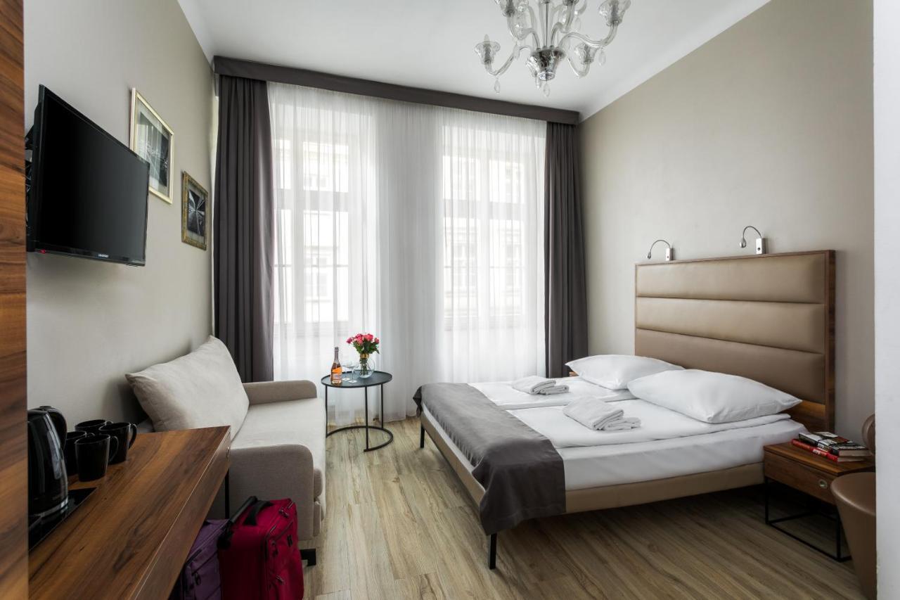 G12 Aparthotel Krakau Buitenkant foto