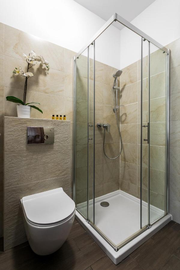G12 Aparthotel Krakau Buitenkant foto