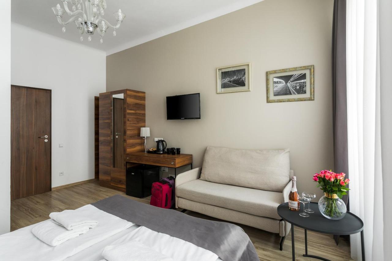 G12 Aparthotel Krakau Buitenkant foto